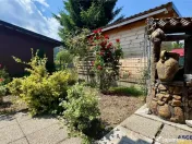 Refugiu pretios:jacuzzi, lemn masiv,2.000 mp teren,4 dormito 