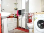 Casa spatioasa cu gradina si zona de relaxare, la doar 7 km 