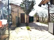 Casa spatioasa cu gradina si zona de relaxare, la doar 7 km 