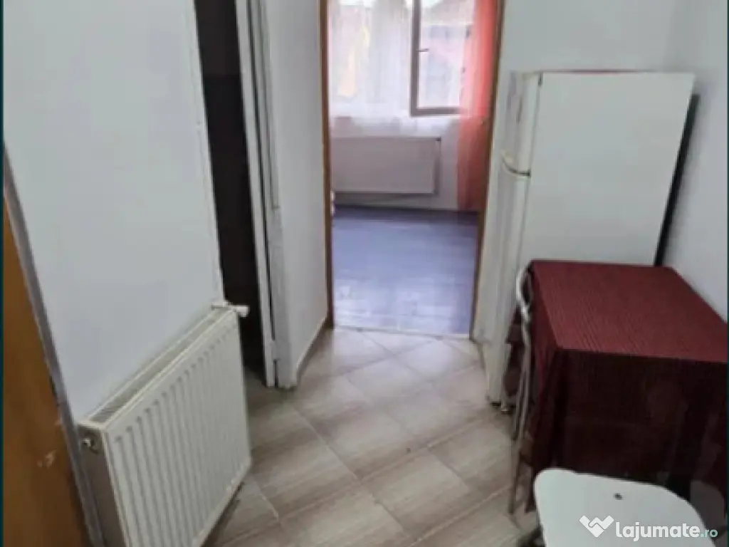 Garsoniera decomandata - Centrul Civic