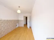 Decomandat,60mp,vitalizat,2 balcoane,living 24mp,areal linis 