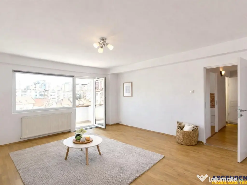 Decomandat,60mp,vitalizat,2 balcoane,living 24mp,areal linis