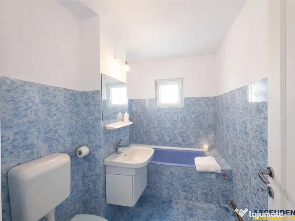 Decomandat,60mp,vitalizat,2 balcoane,living 24mp,areal linis