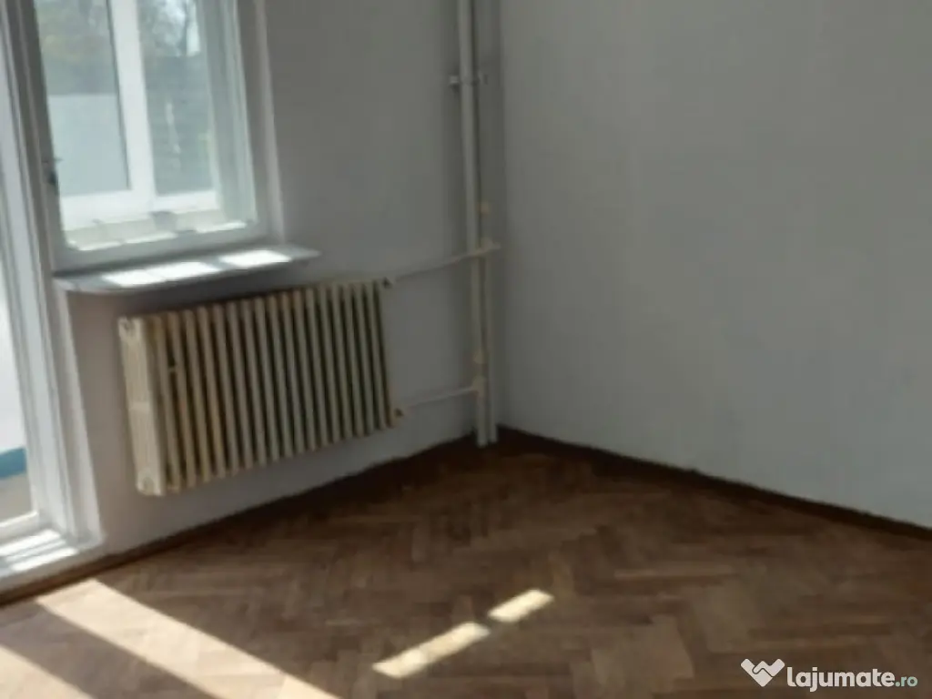 Apartament 2 camere, situat in zona Tomis II