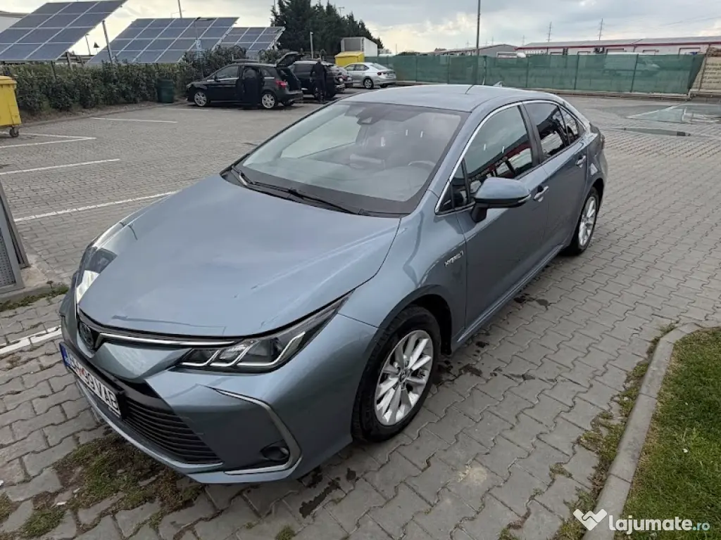 Toyota Corolla 2019 recent facuta revizia / garantie pana in 2029