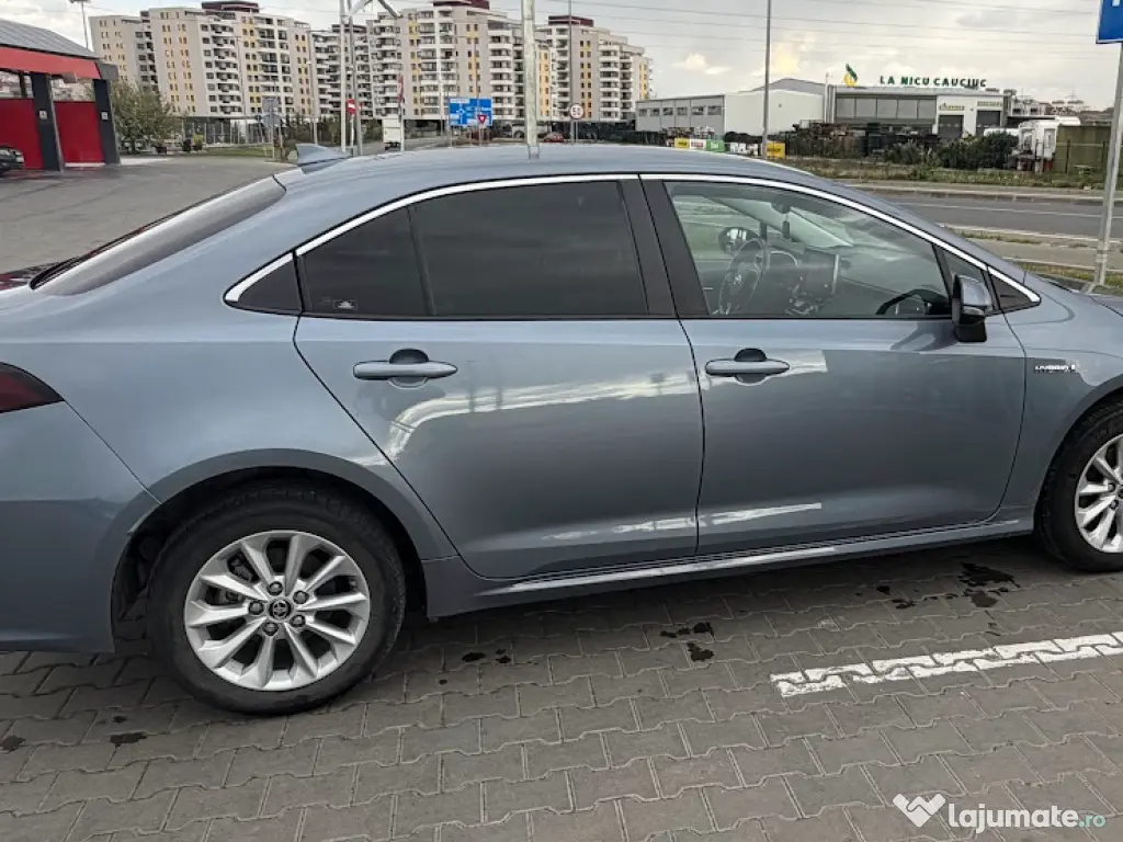 Toyota Corolla 2019 recent facuta revizia / garantie pana in 2029