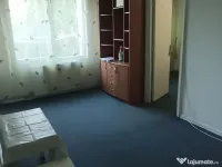 Închiriez apartament 