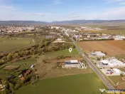 FILM! Teren intravilan industrial, deschidere la DN, Sfantu 