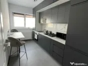 Apartament 3 camere, decomandat - zona Tractorul 