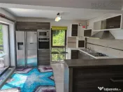 Apartament de trei camere in zona mirifica , Dobrogeanu Gher 