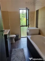 Apartament de trei camere in zona mirifica , Dobrogeanu Gher 