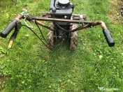 Motocoasa cu masa de taiere