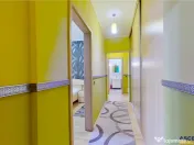 Tur 3D! Decomandat si ergonomic configurat, Semicentral, Bra 