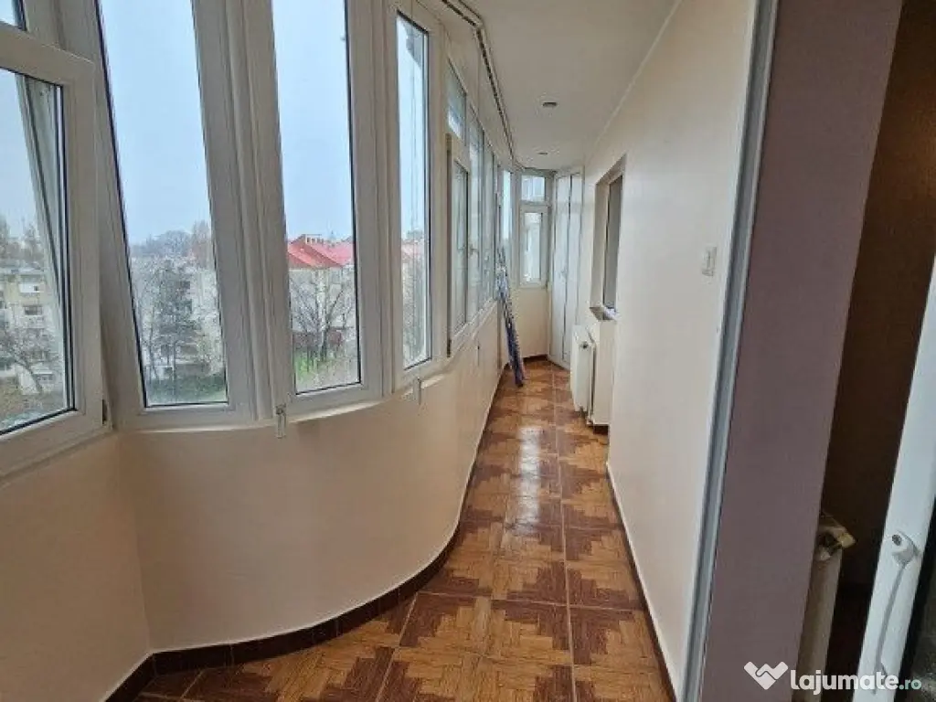 De inchiriat apartament cu 2 camere Baia Comunala, 450 Euro