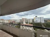 Apartament luminos 2 camere + bucatarie, loc de parcare - Ca 