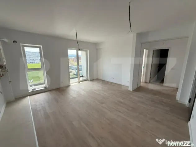 Apartament cu 2 camere, finisat, bloc nou, cu parcare subter