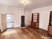 Casă tradițională în centrul orasului, potential ridicat 