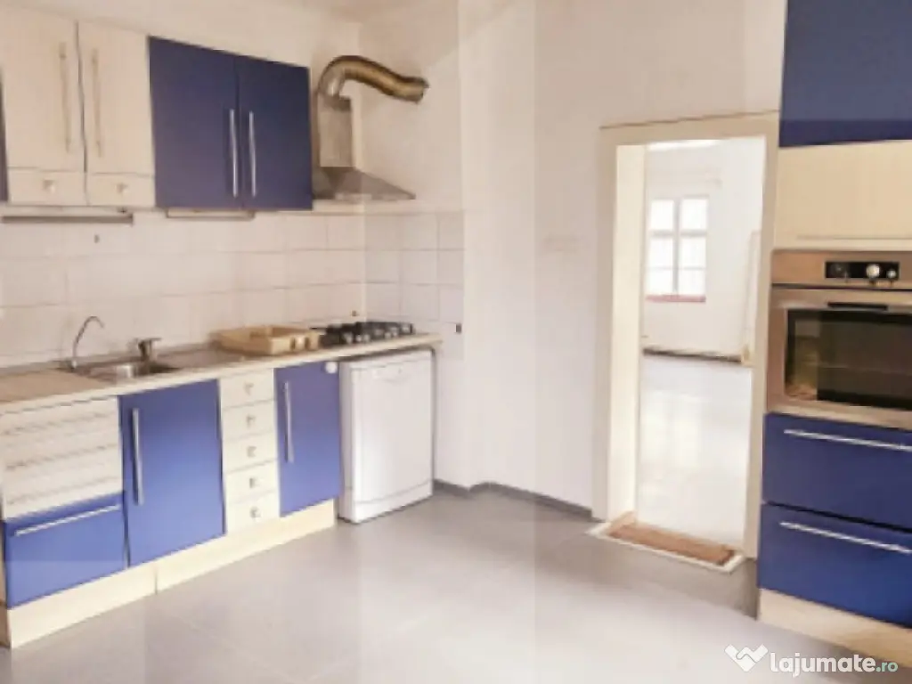 Casă tradițională în centrul orasului, potential ridicat