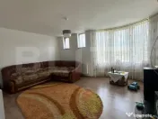 Casă de vânzare – spațioasă, cu curte ideală pentru o 