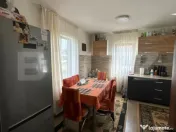 Casă de vânzare – spațioasă, cu curte ideală pentru o 