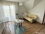 Casă de vânzare – spațioasă, cu curte ideală pentru o 