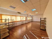 Spatiu comercial 200 mp 