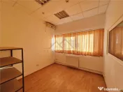 Spatiu comercial 200 mp 