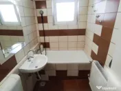 Apartament 3 camere 65 mp decomandat, 1 Mai 