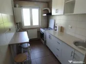 Apartament 3 camere 65 mp decomandat, 1 Mai 