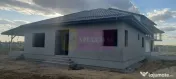 Săbăreni, casă nouă parter 137 mp, curte 400 mp 