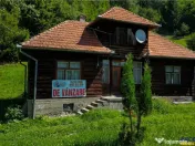FILM! Casa traditionala pe domeniu de 4.300mp teren, Bran - 