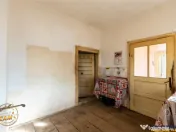 Casa din lemn, teren 384 mp: oportunitate renovare, Simeria 