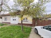 Casa la sol de in orasul Santana 