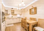 Apartament 3 camere | mobilat utilat | parcare - zona Tractorul 