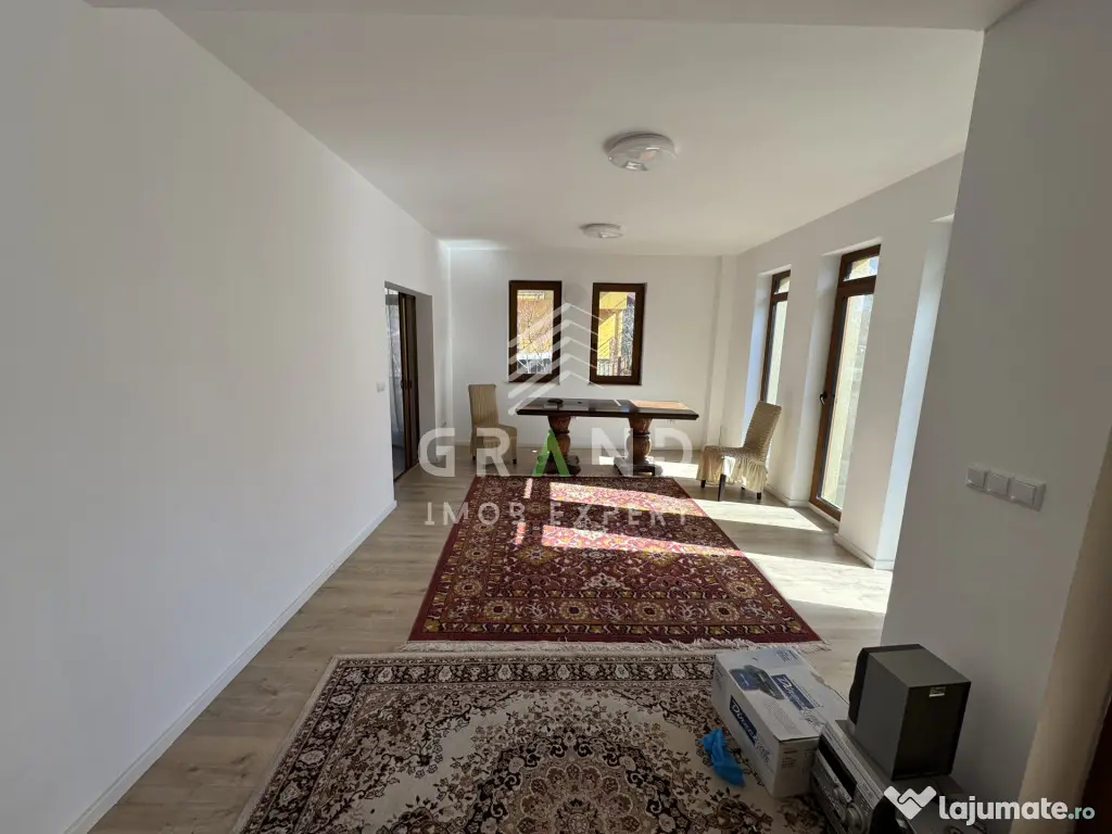 Casă individuală–160 mp | 5 camere | 4 bai | 4 parcări