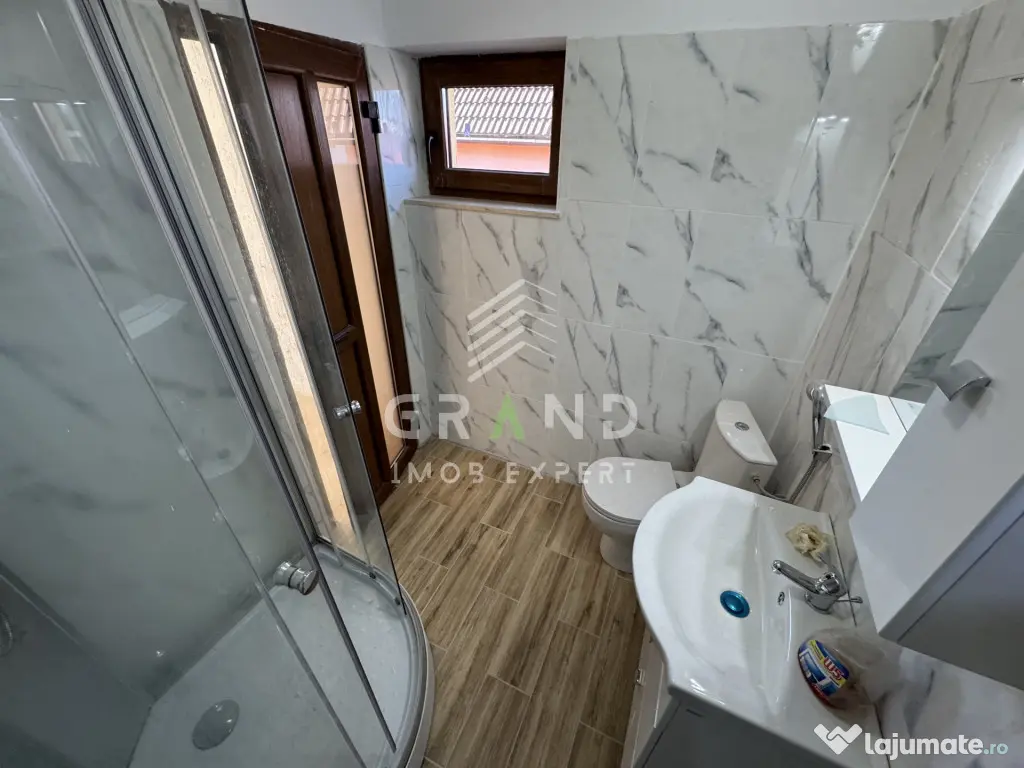 Casă individuală–160 mp | 5 camere | 4 bai | 4 parcări