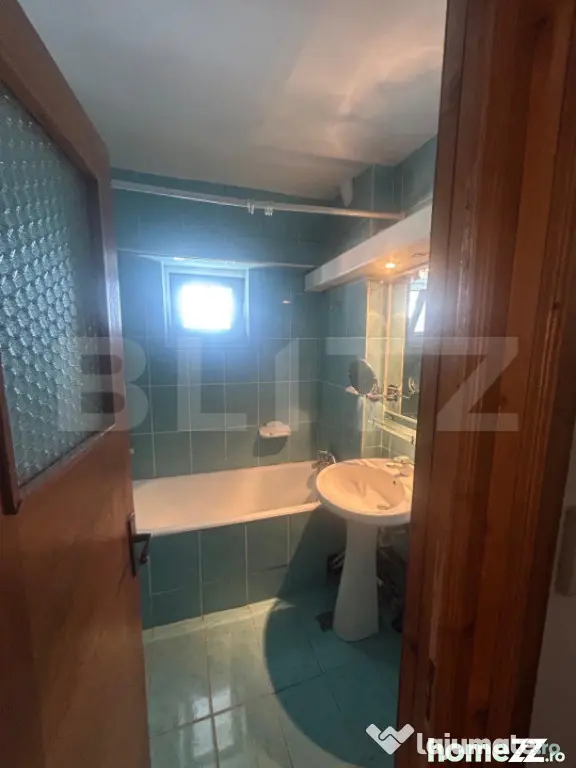 Apartament 4 camere, 84 mp, toate utilitatile, etaj 8/8, zon