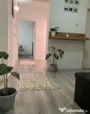 Apartament de 3 camere Florilor-Craiter ( Boxa+Centrala ) 