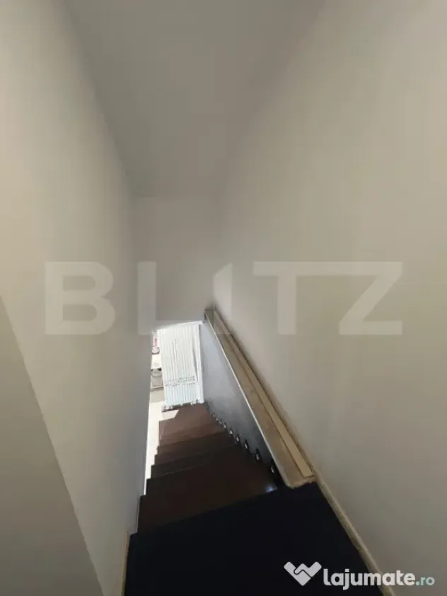 Apartament tip duplex, 100 mp, 4 camere, mobilat modern, cur