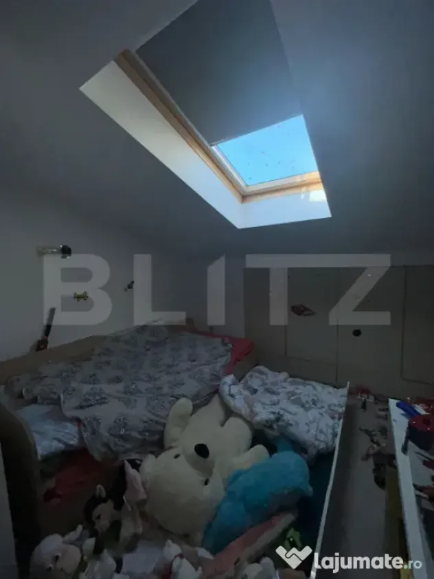 Apartament tip duplex, 100 mp, 4 camere, mobilat modern, cur