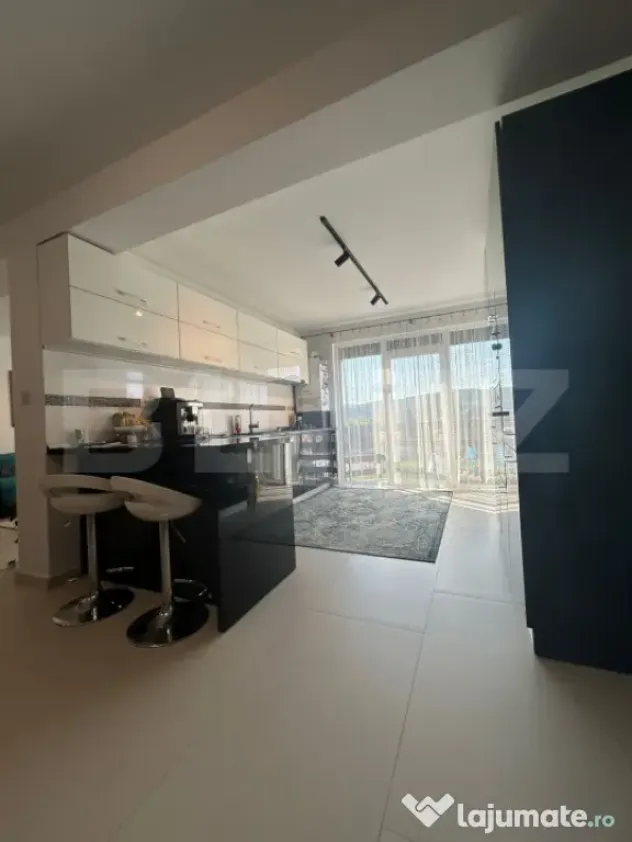 Apartament tip duplex, 100 mp, 4 camere, mobilat modern, cur