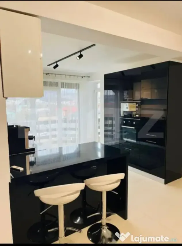 Apartament tip duplex, 100 mp, 4 camere, mobilat modern, cur