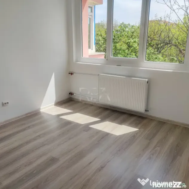 Liniște, lumină și spațiu – 2 camere decomandat lâng?