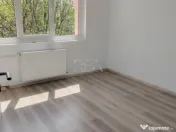 Liniște, lumină și spațiu – 2 camere decomandat lâng? 