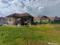 Casa batraneasca, renovabila zona Arcani 1000 mp, front 18 