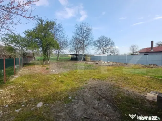 Casa batraneasca, renovabila, 1000 mp, front 18 ml, zona Arc - Targu Jiu (Gorj)