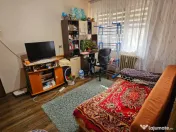 Apartament cu 3 camere, zona Valea Rosie 