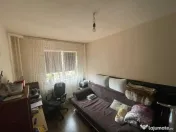 Apartament cu 3 camere, zona Valea Rosie 