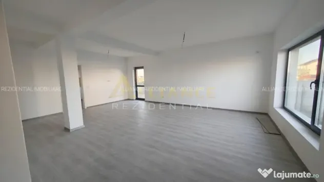 Casa tip quadruplex || 6 camere 3 bai || teren 250mp