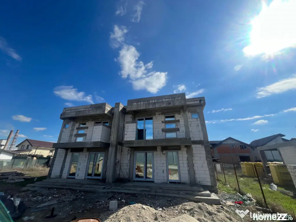 Casa-Duplex modern P+1, 233 mp, zona Nitella - Craiova (Dolj)